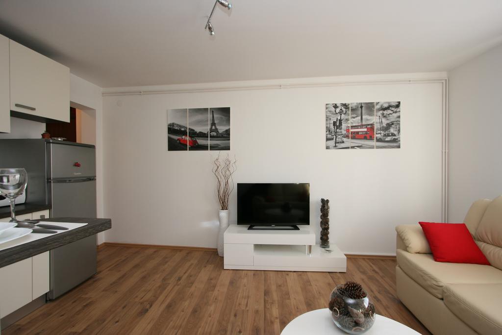 Schone Apartma